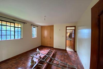 4 Bed Townhouse with En Suite in Runda - 3