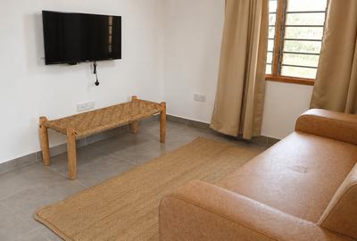 Serviced 1 Bed Apartment with En Suite in Watamu - 4