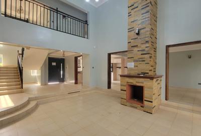 4 Bed House with En Suite in Kiambu Road - 2