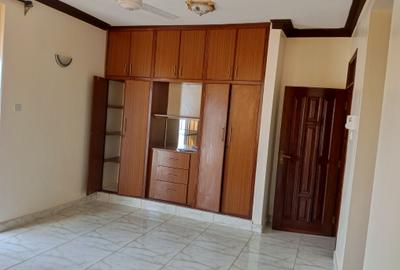 Serviced 3 Bed Apartment with En Suite at Beach Road - 2
