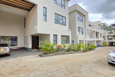 5 Bed Townhouse with En Suite at Lavington Green - 2