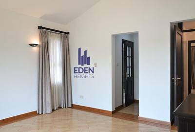 3 Bed Townhouse with En Suite in Westlands Area - 3
