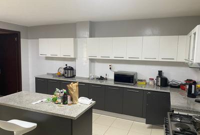 4 Bed Apartment with En Suite in General Mathenge - 2