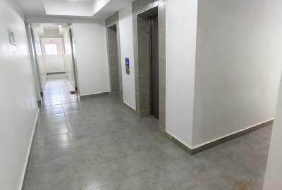1 Bed Apartment with Swimming Pool in Garden Estate - 2