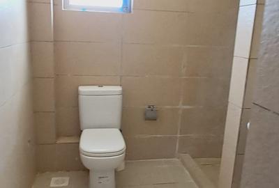2 Bed Apartment in Shanzu - 4