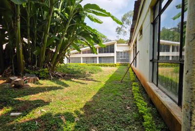 Commercial Property with Service Charge Included in Lavington - 4
