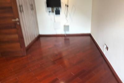 5 Bed Townhouse with En Suite in Lavington - 4