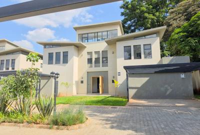 4 Bed Townhouse with En Suite at Runda
