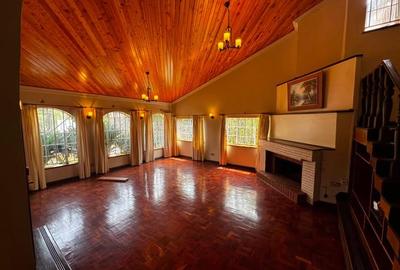 3 Bed House with En Suite at Runda - 2