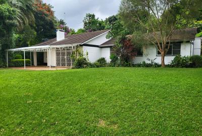 4 Bed House with En Suite at Crescent Road