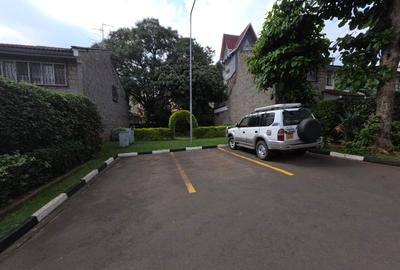 4 Bed Villa with En Suite at Off James Gichuru - 3