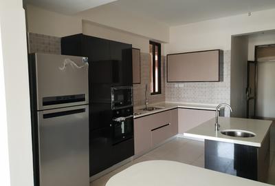 3 Bed Apartment with En Suite in Westlands Area