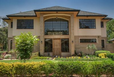 5 Bed Villa with En Suite at Miotoni