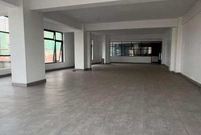 2,221 ft² Commercial Property with Service Charge Included in Westlands Area - 4