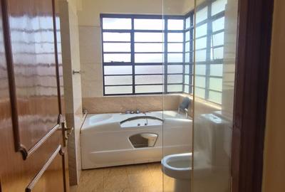 4 Bed House with En Suite in Kiambu Road - 4