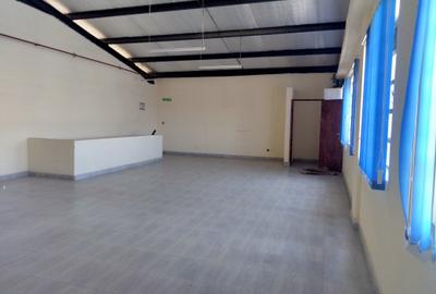 7,500 ft² Warehouse with Service Charge Included at Mlolongo - 4