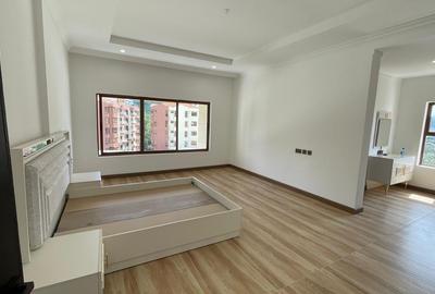 Serviced 3 Bed Apartment with En Suite in Kileleshwa - 4