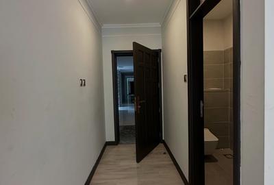 3 Bed Apartment with En Suite at Riverside Drive - 3