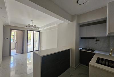 1 Bed Apartment with Gym in Kilimani - 2