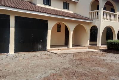 4 Bed Villa at Miotoni