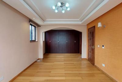 4 Bed Townhouse with En Suite at Maji Mazuri - 2