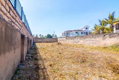 Land in Kizingo - 2