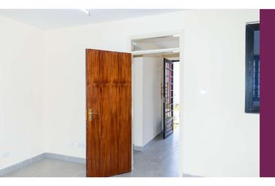 1,087 m² Warehouse with Service Charge Included in Tatu City - 3