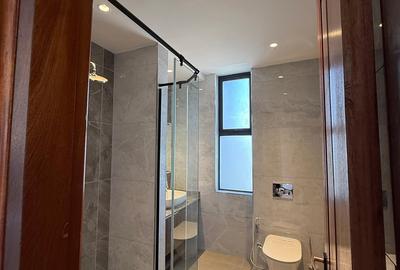 Serviced 3 Bed Apartment with En Suite in Riverside - 2