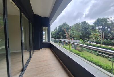 2 Bed Apartment with En Suite at Riverside Drive