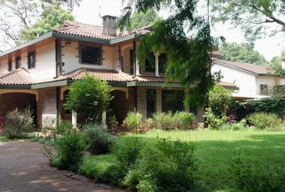 5 Bed Townhouse with En Suite in Nyari - 2