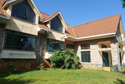 4 Bed House with En Suite at Karen - 2