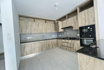 2 Bed Apartment with En Suite at Valley Arcade - 2