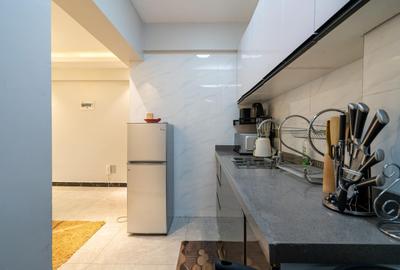 Serviced 2 Bed Apartment with En Suite in Kileleshwa - 4