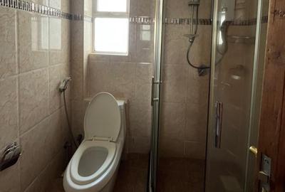 Serviced 3 Bed Apartment with En Suite in Kileleshwa - 2