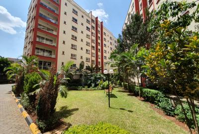 3 Bed Apartment with En Suite at River Gardens Park
