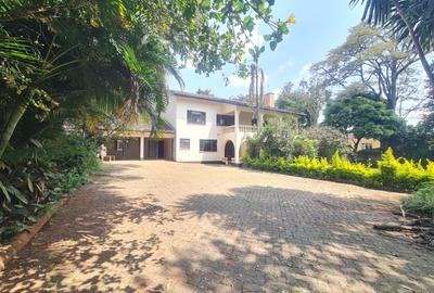 5 Bed House with En Suite at Nyari - 3