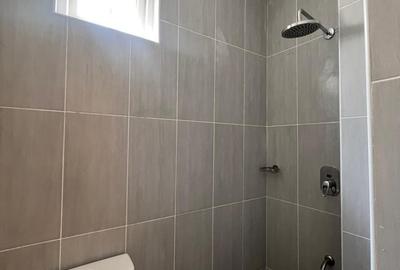 Serviced 3 Bed Apartment with En Suite in Kilimani - 4