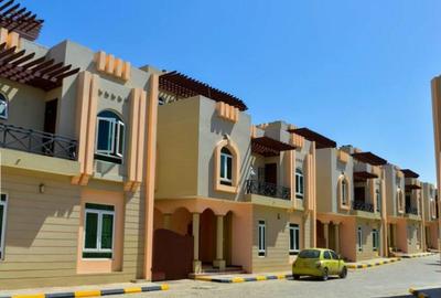5 Bed Townhouse with Swimming Pool in Nyali Area - 3