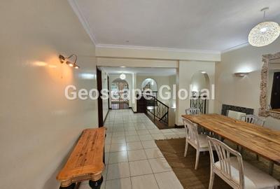 Furnished 3 Bed Apartment with En Suite in Riverside - 2