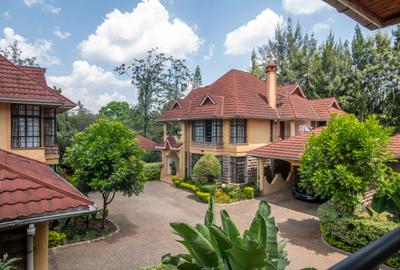 5 Bed Townhouse with En Suite in Kileleshwa - 2