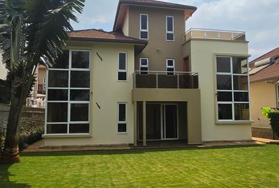 4 Bed Villa with En Suite at Kiambu Road