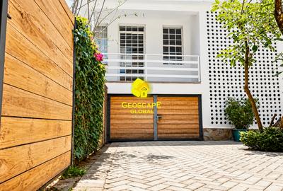 4 Bed House with En Suite in Kitisuru - 3