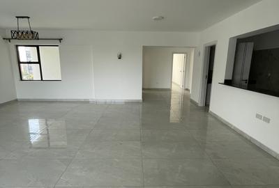3 Bed Apartment with En Suite in Westlands Area - 3