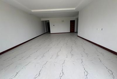 3 Bed Apartment with En Suite at Parklands - 4