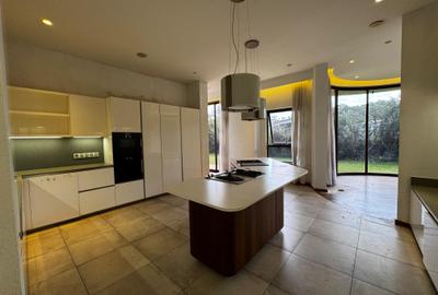 5 Bed Townhouse with En Suite in Lower Kabete - 3