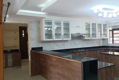6 Bed Townhouse with Staff Quarters in Kitisuru - 3