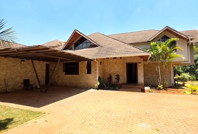 4 Bed Townhouse with En Suite at Runda - 2