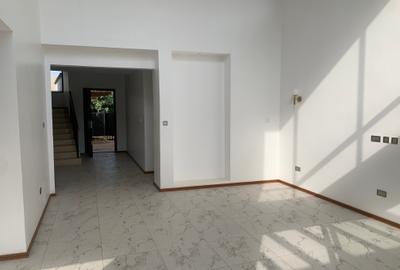 4 Bed Townhouse with En Suite in Runda - 4