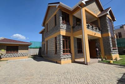 5 Bed Townhouse with En Suite in Ongata Rongai - 2