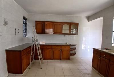 4 Bed Townhouse with En Suite at Lavington Green - 4